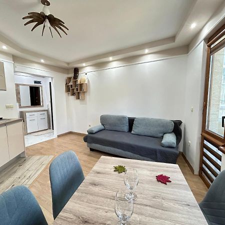 Apartament Deluxe Karina-Free Parking Burgas Luaran gambar